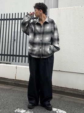 「SINSS（シンス）のWide balloon denim / ワイドバルーンデニム（デニムパンツ）」を使った、ゆうさん（メンズ・178cm）の秋コーディネート