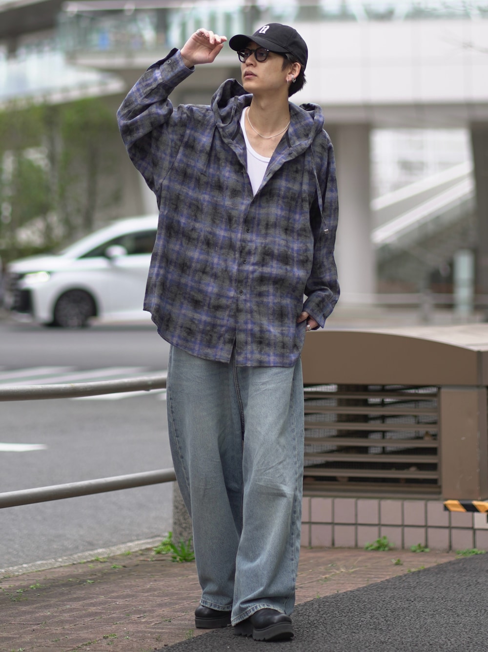 ゆうのシャツ/ブラウス「over size shirt parker / オーバーサイズシャツパーカー」を使ったコーディネート