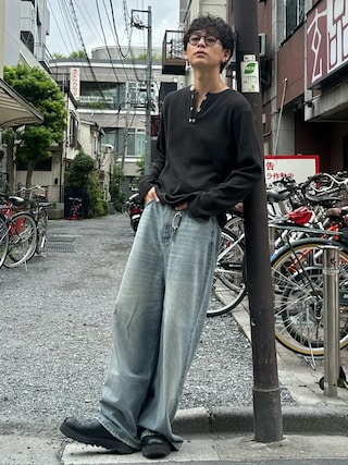 「EVOLVERA（エボルヴェラー）のThermal Henley Neck Hook Long T-shirt / サーマルヘンリーネック フック ロングT（Tシャツ/カットソー）」を使った、ゆうさん（メンズ・178cm）の秋コーディネート