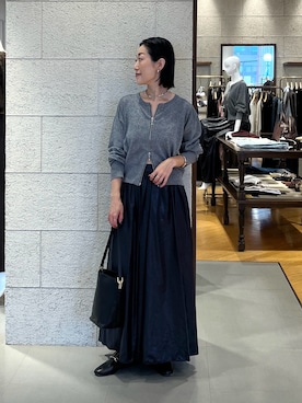 「RIVE DROITE（リヴドロワ）のレザービットローファー（ローファー）」を使った、emi95152さん（レディース・159cm）の夏コーディネート