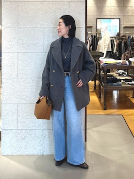 「アイテム（ピーコート）」を使った、emi95152さん（レディース・159cm）の秋コーディネート