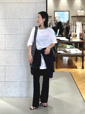 「RIVE DROITE（リヴドロワ）の【美脚シルエット】ZIPスリムパンツ（その他パンツ、ブラック系）」を使った、emi95152さん（レディース・159cm）の夏コーディネート