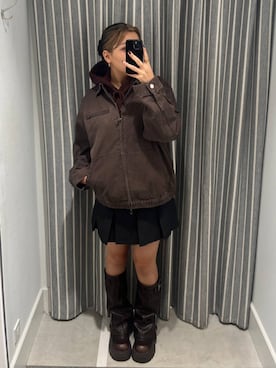 「アイテム（デニムジャケット、ブラウン系）」を使った、krkoooooさん（レディース・161cm）の秋コーディネート