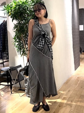 「JEANASIS（ジーナシス）のバイアスキリカエキャミワンピース/1045306（ワンピース、グレー系）」を使った、krkoooooさん（レディース・161cm）の夏コーディネート