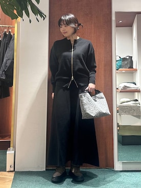 「アイテム（バングル/リストバンド）」を使った、bynamuさん（レディース・168cm）の冬コーディネート