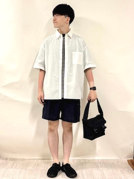 「SHIPS（シップス）のアイテム（バッグ）」を使った、金澤さん（メンズ・178cm）の夏コーディネート