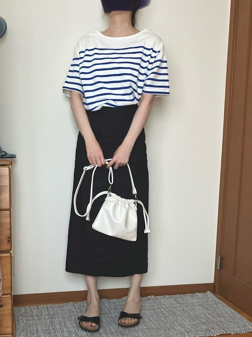 イタリア製MaxMara ロングタイトスカートとミラオーウェン定番オーバーシャツ Mila Owen(ミラオーウェン)の「パッチポケットリネンタイト