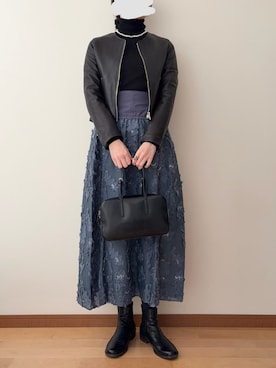 「アイテム（ライダースジャケット）」を使った、Ninaさん（レディース・167cm）の冬コーディネート