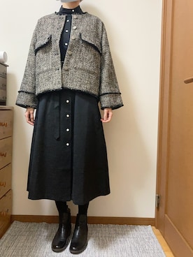 「アイテム（ノーカラージャケット）」を使った、Ninaさん（レディース・167cm）の秋コーディネート