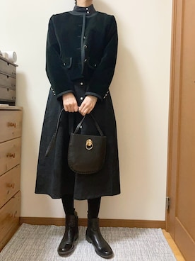 「アイテム（ノーカラージャケット）」を使った、Ninaさん（レディース・167cm）の秋コーディネート