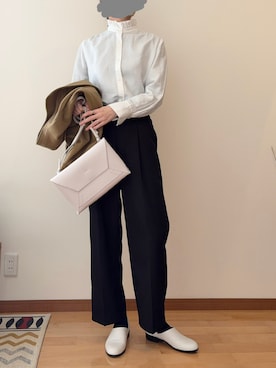 「quaranciel（カランシエル）のquaranciel:〈洗濯機可能〉ソフト フリル ネック シャツ（シャツ/ブラウス、ホワイト系）」を使った、Ninaさん（レディース・167cm）の春コーディネート