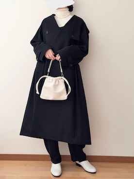 「アイテム（ノーカラーコート）」を使った、Ninaさん（レディース・167cm）の冬コーディネート