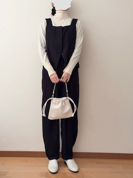 「アイテム（ドレスシューズ）」を使った、Ninaさん（レディース・167cm）の冬コーディネート