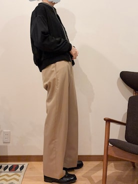 「6（ロク）の＜6(ROKU)＞チノパンツ 25FW（スラックス、ベージュ系）」を使った、Ninaさん（レディース・167cm）の春コーディネート