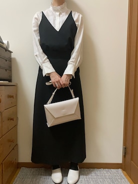 「アイテム（ドレスシューズ）」を使った、Ninaさん（レディース・167cm）の秋コーディネート