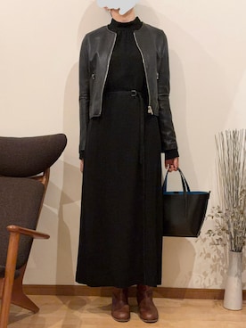 「アイテム（ライダースジャケット）」を使った、Ninaさん（レディース・167cm・40代）の秋コーディネート