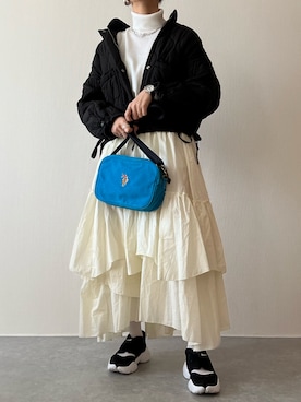 「ティアードスカート」｜「アイテム（腕時計）」を使った、konitanikoさん（レディース・158cm）の冬コーディネート