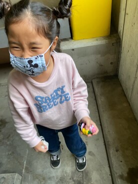 「おんなのこコーデ」｜「アイテム（スニーカー）」を使った、mahicanさん（キッズ・100cm）の冬コーディネート