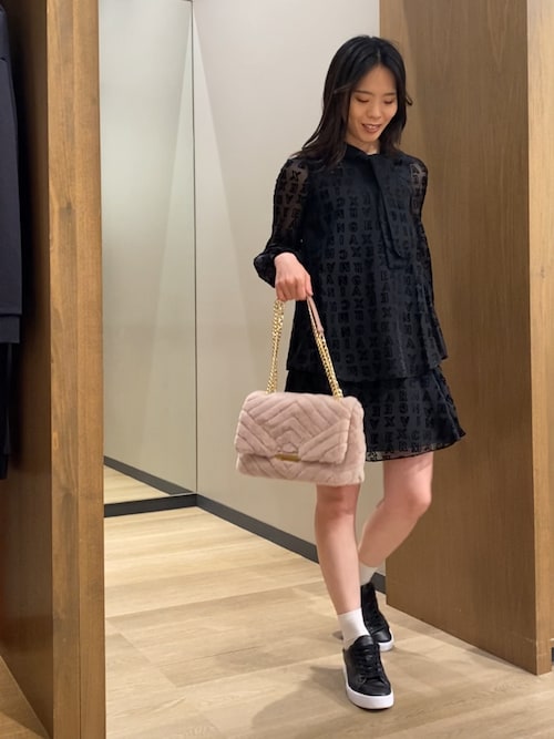 新品未使用✨アルマーニ　エクスチェンジ✨ロング ワンピース オンラインストア限定】 レディース ワンピース アルマーニ