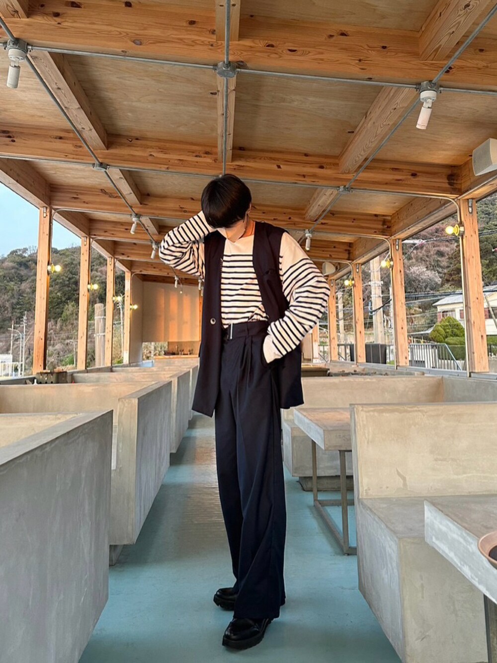 「ファッションを楽しもう、メンズコーデ、きれいめカジュアル、キレイめ、シンプルコーデ、ootd、おしゃれさんと繋がりたい、WYM、ONCILY」｜「WYM LIDNMのアイテム（ドレスシューズ、ブラック系）」を使った、Tomさん（メンズ・170cm）の秋コーディネートの1枚目の写真