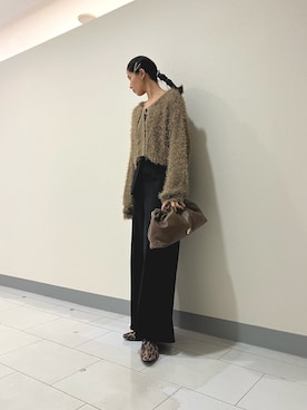 「HIMIKO（ヒミコ）のアイテム」を使った、HIMIKO　大和 香林坊店さん（レディース・162cm）の秋コーディネート