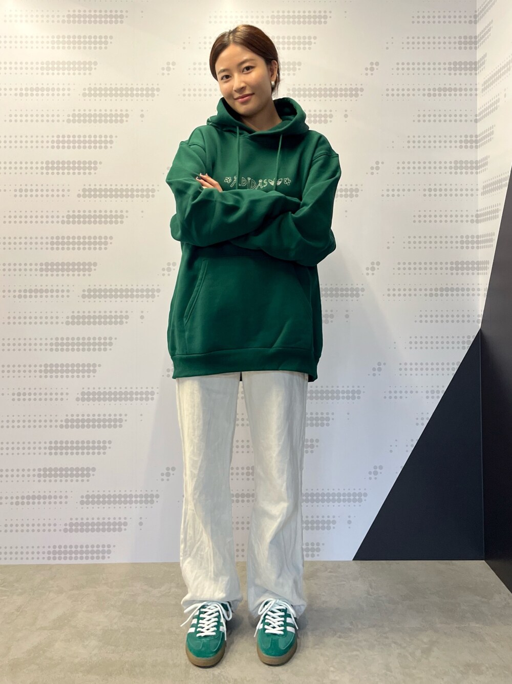 adidasパーカー　羽織り　古着　マレーシア 1691138212.jpg