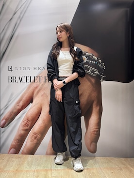 「アイテム（イヤリング）」を使った、naruさん（レディース・168cm）の秋コーディネート