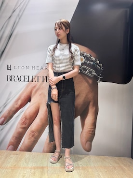 「アイテム（ブレスレット、ブルー系）」を使った、naruさん（レディース・168cm）の秋コーディネート