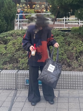「CITEN（シテン）の＜CITEN＞CITEN パデッド トートバッグ（トートバッグ、ブラック系）」を使った、junkawabeさん（メンズ・170cm）の冬コーディネート