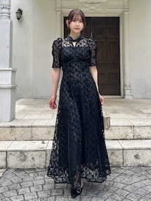 ネックツイスト刺繍レースドレス｜ダズリン（dazzlin）アウトレット