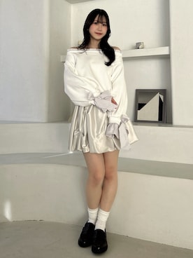 「dazzlin（ダズリン）のフリルドッキングカットプルオーバー（スウェット、ホワイト系）」を使った、kahoさん（レディース・154cm）の春コーディネート