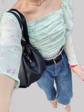 「ジーンズコーデ」｜「アイテム（腕時計）」を使った、にょろんさん（レディース・163cm）の春コーディネート