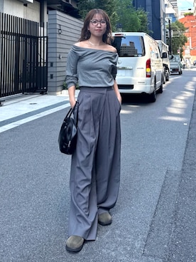 「Ungrid（アングリッド）のウエストリメイクタックカーブパンツ（その他パンツ）」を使った、瀬川百花さん（レディース・156cm）の夏コーディネート