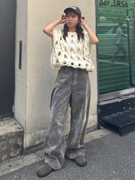 「アイテム（スリッポン）」を使った、瀬川百花さん（レディース・156cm）の秋コーディネート