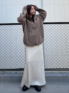 「アイテム（パーカー）」を使った、瀬川百花さん（レディース・156cm）の秋コーディネート