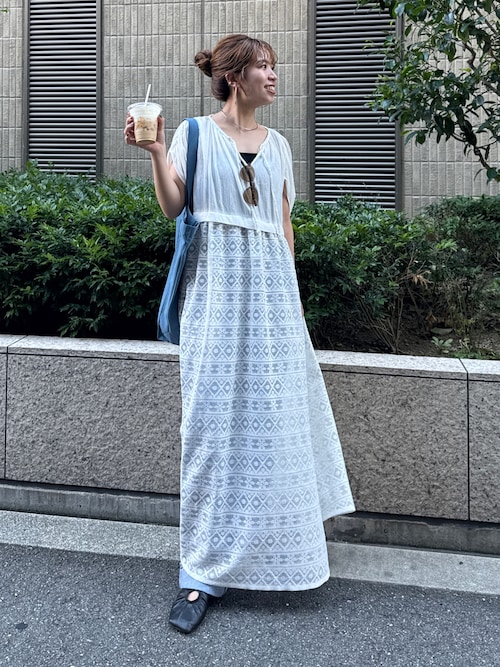 メッシュレースノースリワンピース