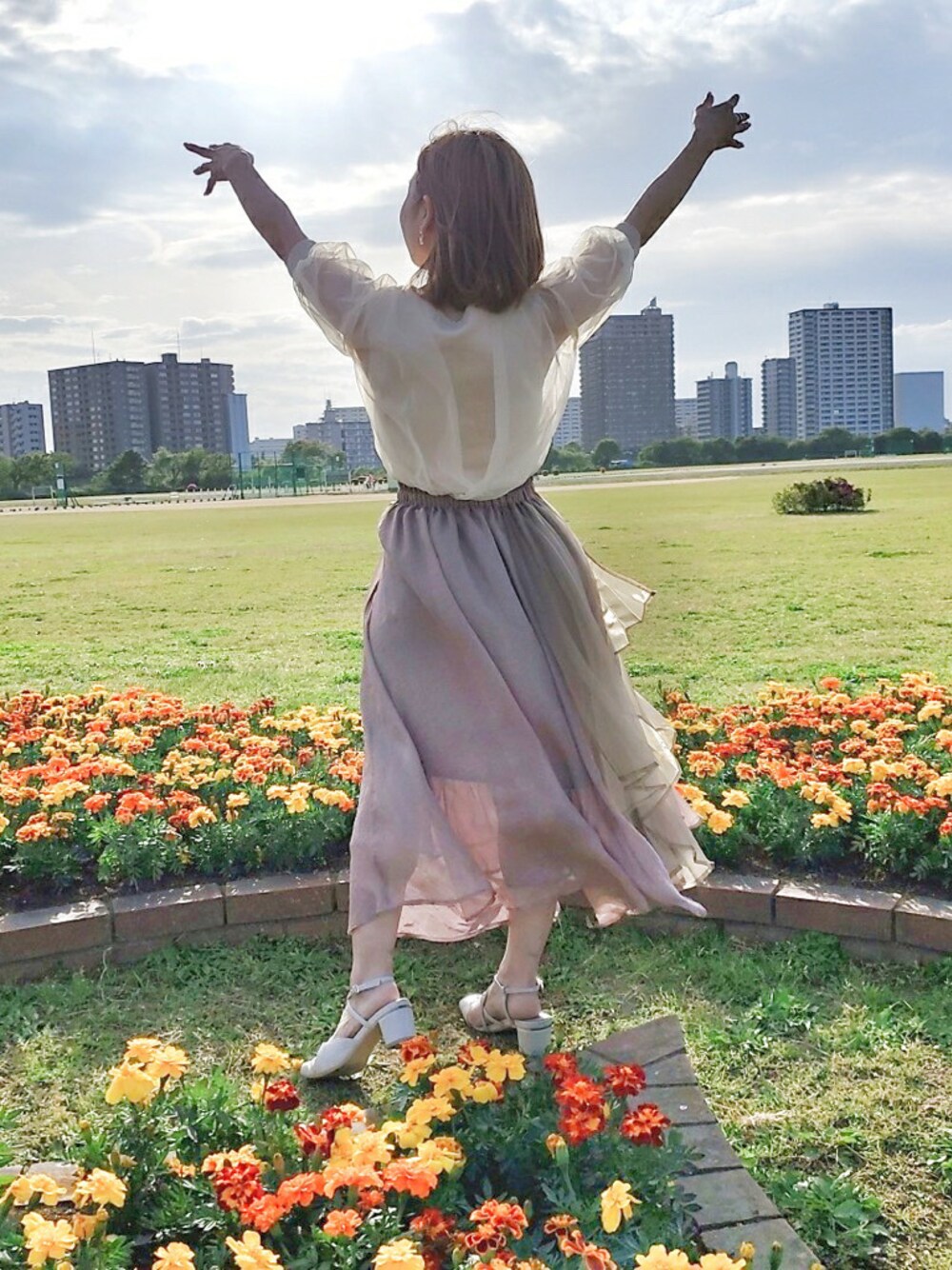 dazzlin のとても素敵なイギリスメルヘンのようなデザインのスカート dazzlin のとても素敵なイギリスメルヘンのようなデザインの