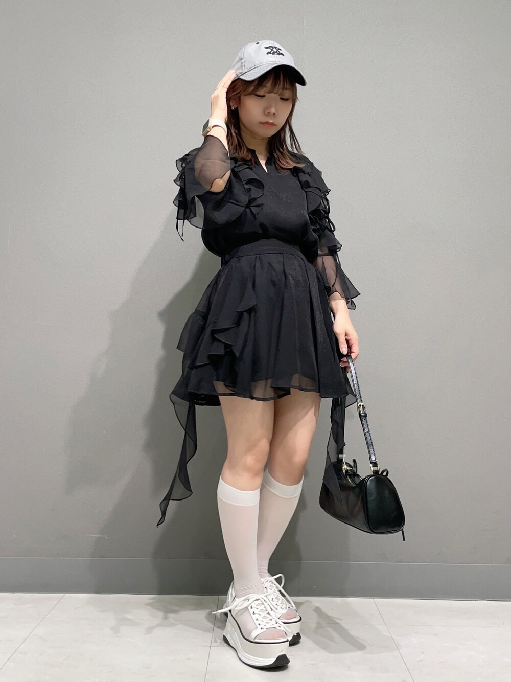 fumiページ 2025.07.24 UP｜ダズリン（dazzlin）、tomomi、25595779｜RUNWAY