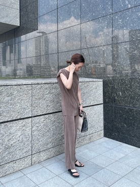 園部 涼子さん（レディース・162cm）の夏コーディネート