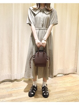 「小花柄ワンピース」｜「アイテム（サンダル）」を使った、ⓐさん（レディース・153cm）の夏コーディネート