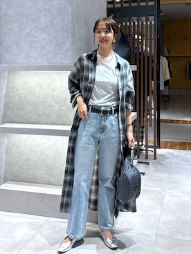 「アイテム（シャツワンピース、グレー系）」を使った、あやさん（レディース・168cm）の春コーディネート