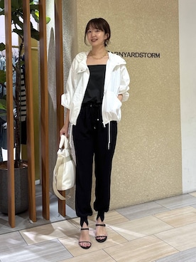 「BARNYARDSTORM（バンヤードストーム）のBARNYARDSTORM / UVカットエアリーブルゾン＜セットアップ対応＞【UVカット】WEB限定サイズ L（ブルゾン、ホワイト系）」を使った、あやさん（レディース・168cm）の春コーディネート