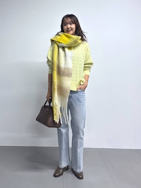 「アイテム（ストール/ショール）」を使った、あやさん（レディース・168cm）の秋コーディネート