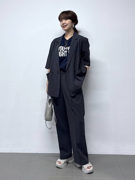 「Beau're（ヴュレ）のBARNYARDSTORM / Beau're(ヴュレ)別注 / レザーショルダーBAG（ショルダーバッグ、シルバー系）」を使った、あやさん（レディース・168cm）の春コーディネート