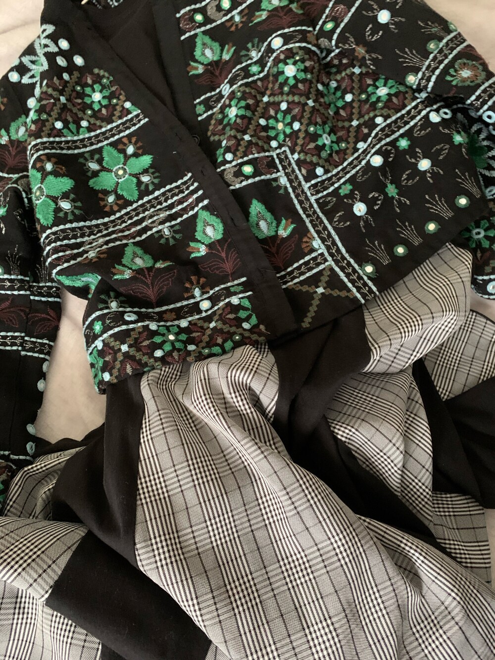 Paul Smith（ポールスミス）の「POP LOGO ピアス / 553975 270