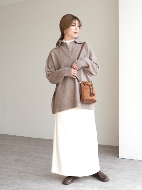 襟付きスキッパーニット