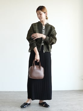 「アイテム（MA-1）」を使った、sakiさん（レディース・165cm）の夏コーディネート