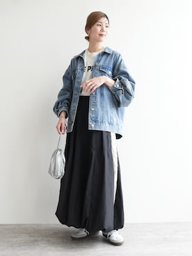 「reca（レカ）のアイテム（ジャケット/アウター）」を使った、sakiさん（レディース・165cm）の春コーディネート