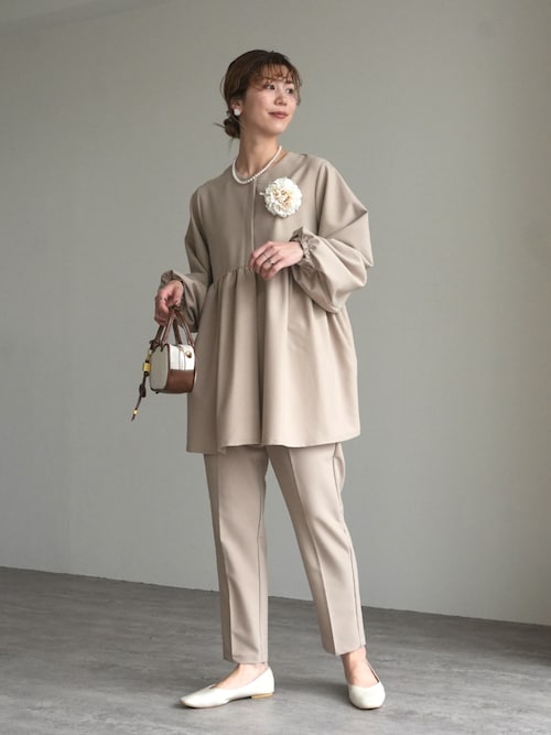 ペプラムギャザージャケット・テーパードパンツ２点セット