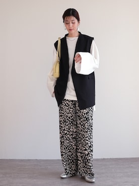 「reca（レカ）の着丈が選べる! 無地/ボーダービッグTシャツ（Tシャツ/カットソー、ホワイト系）」を使った、sakiさん（レディース・165cm）の冬コーディネート